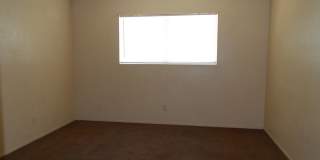 2 Bedroom 1 Bath Upstairs Unit - Move in Ready Gallery 18