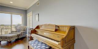 1051 Oceanfront Gallery 16