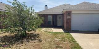 Southwest Lubbock Gem:6553 89th Street Gallery 4