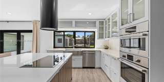 116 W 1st Ct Gallery 13