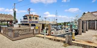 309 Oak St Gallery 91