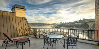St. James Tower Gallery 12