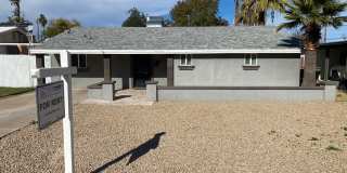 Don't Miss This Phoenix Beauty! Gallery 1