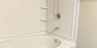 Like New 3/2 Northside home Gallery 29