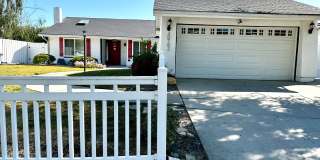 Single story Lake Lindero 4b/2b home with amazing lake views! Single story Lake Lindero 4b/2b home with amazing lake views! Gallery 1