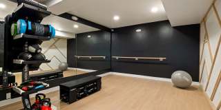 Lyric Apartments Gallery 12