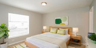 8415 North 10th Street Gallery 11