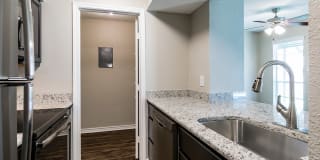 Coronado North Apartments Gallery 14