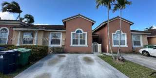 10985 SW 239th Ter Gallery 1
