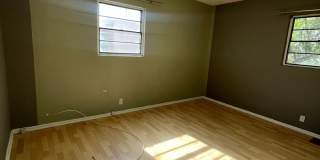 1419/1421 Adams Gallery 8