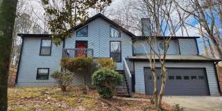 Beautiful 4 bed 3 bath home located in Acworth Gallery 1
