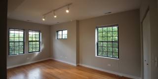 3104 W Sunnyside Ave Gallery 2