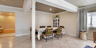 10065 Camelback Lane Gallery 25