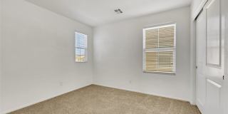 935 SPIRACLE Avenue Gallery 11