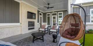 Middle Sound West Apartments Gallery 40