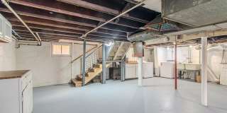 187 Vester Street Gallery 18
