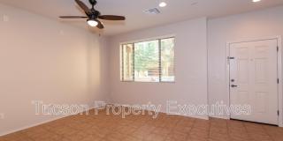 2442 East Emerald Moon Drive - 1 Gallery 14