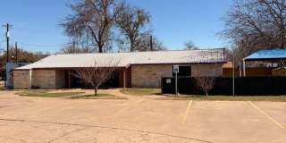 515 W Bridge Street Gallery 1