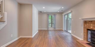 225 Twin Oaks Place Gallery 8