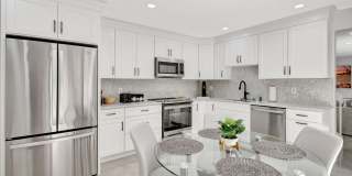 355 Prestwick Circle Gallery 21