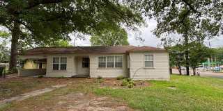 Spacious Home with Character & Charm Gallery 1