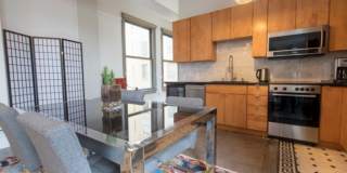 108 W 2nd St Gallery 7