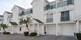320 ISLAND Way Gallery 5