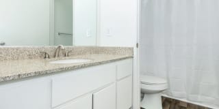 Pinecrest Apartment Homes Gallery 30