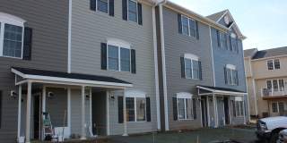 One Bedroom Garden Apartment Gallery 1