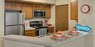 Laurel Village Gallery 15