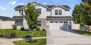 Eagle, ID – Spacious 3 Bedroom + Bonus Room Gallery 1