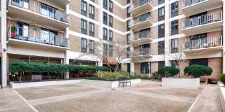 Barton House Gallery 33