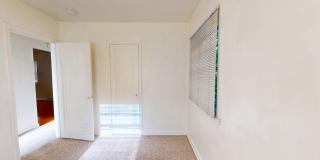 2525 South Clayton Street Gallery 16