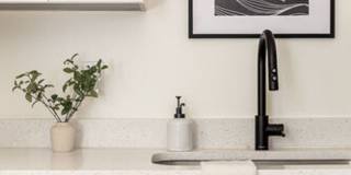 1100 Washington Gallery 7