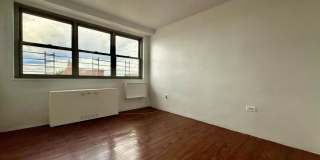 875 Boynton Avenue Gallery 6