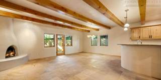 Beautiful Santa Fe Home Just 1.1 Miles from the Plaza Gallery 9