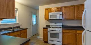 505 S Highland Gallery 22