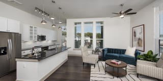 Gateway Chastain Gallery 16