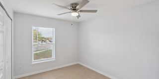 106 W Minneola St Gallery 14