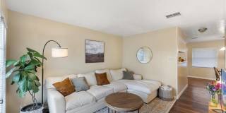 1400 Summit Street Gallery 4