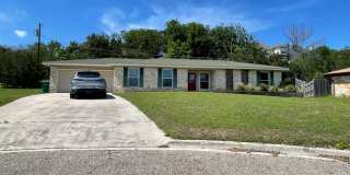 4 bedroom, 2 bath, 2 car garage 4 bedroom, 2 bath, 2 car garage Gallery 1