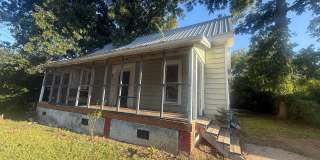 2 Bedrooms, 1 Bathroom - Home in South Rome! Gallery 1