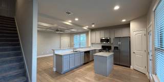Great Location off County Line Rd /  3/2.5/2 Duplex / Fridge / Fenced in Yard with Covered Patio / NBISD Gallery 16