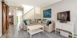 96 Coronado Street Gallery 9