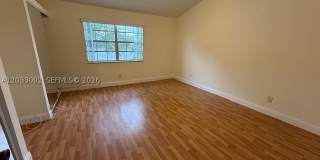 2856 Cambridge Ln Gallery 15