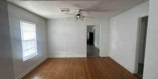 1322 N Lincoln Ave Gallery 3