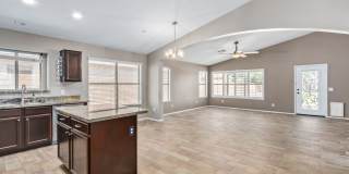 GORGEOUS home in the highly desired Arrowhead Ranch Gallery 14