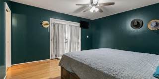 2002 17th Street Gallery 17