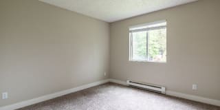 Avana at South Station Gallery 20