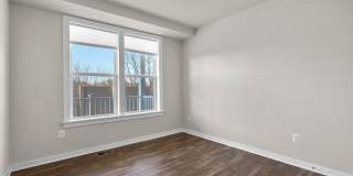 3BD/2.5BA - Derwood Townhouse Condo - Attached 1 Car Garage Gallery 19